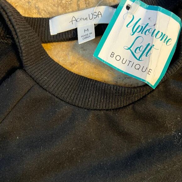 Active USA Uptown Loft Boutique women’s size M cutout & distressed sweatshirt - Picture 2 of 12